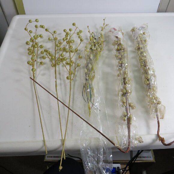 Mixed Gold Floral Stem Glitter Berries Floral Picks - Picture 2 of 9